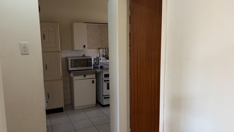 1 Bedroom Property for Sale in Potchefstroom North North West